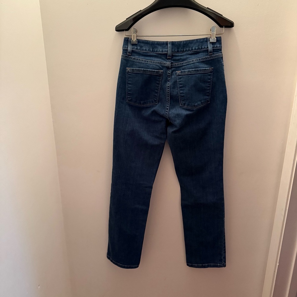 LL Bean Classic Fit Blue Women's Jeans - Picture 2 of 5